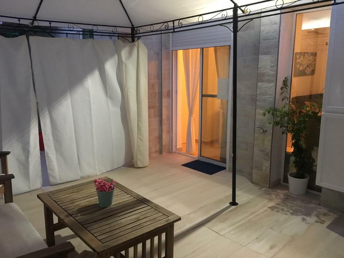 Apartamento Los Naranjos De Santa Justa Севилья Экстерьер фото